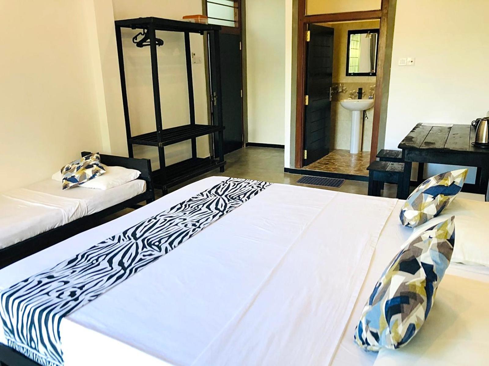 Zero Nero Hotel Unawatuna Szoba fotó